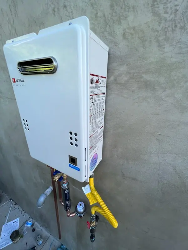 Tankless water heater installation for Manatawny-Farmingon homes